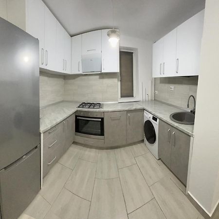 בוזאו Home Sweet Home Apartment With 3 Rooms מראה חיצוני תמונה