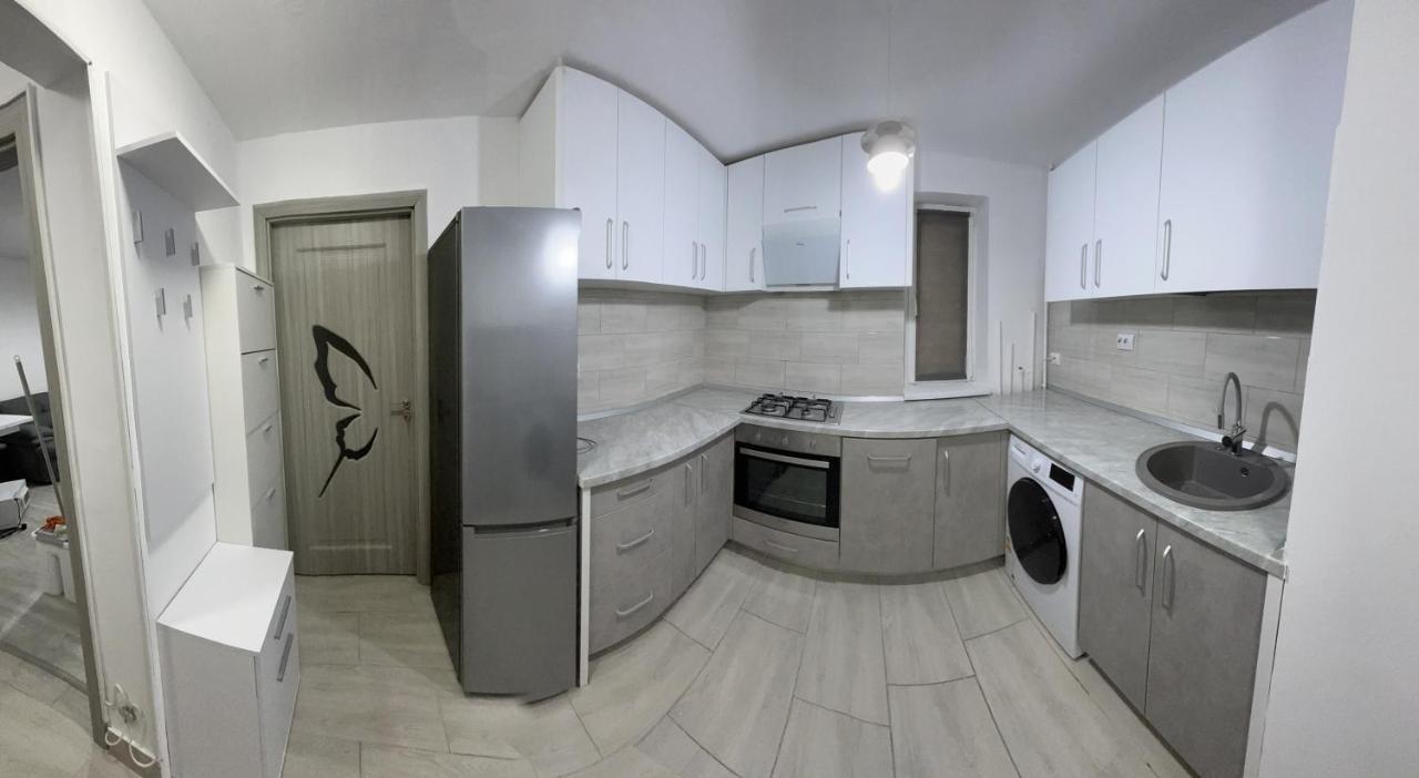 בוזאו Home Sweet Home Apartment With 3 Rooms מראה חיצוני תמונה